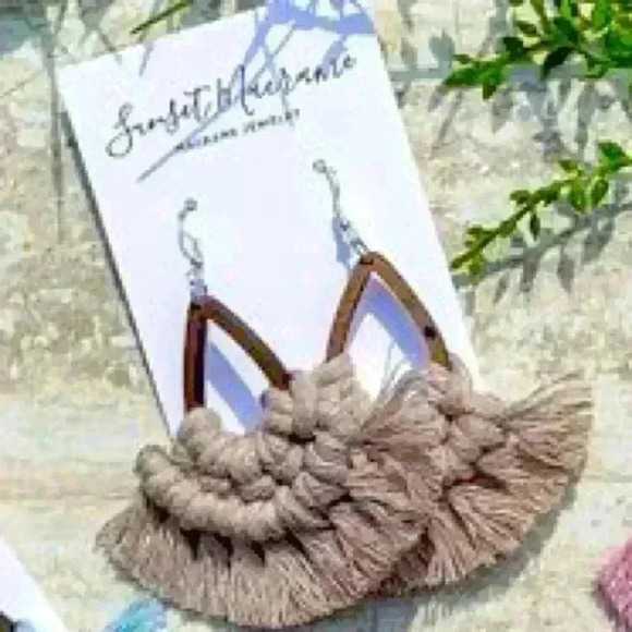 Teardrop Macramé Earrings - Picture 1 of 1